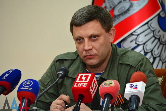 Захарченко прокомментировал возможные поставки американского оружия Киеву