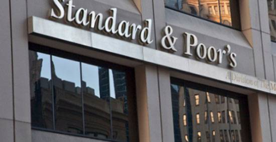 В S&P не снизили кредитный рейтинг РФ вслед за введением новых американских санкций
