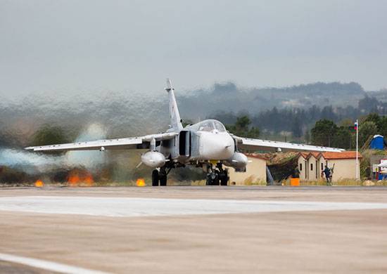 Российская военная авиация уничтожила колонну ИГИЛ под Дейр-эз-Зором