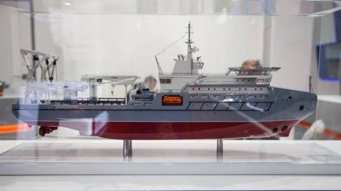 «Пелла» представила килекторное судно проекта 23120М