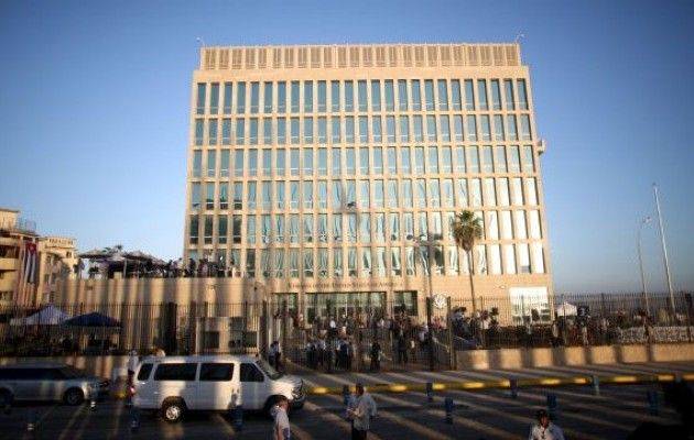 Американские дипломаты пострадали на Кубе в результате неясного «внешнего воздействия»