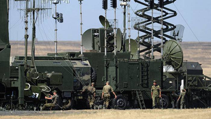 Российские военные наладили в Сирии сеть станций спутниковой связи
