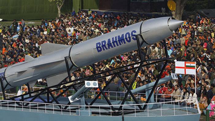 Ракеты "БраМос" примут на вооружение после испытаний в конце сентября