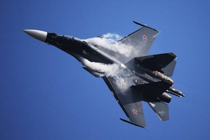 Истребитель Су-30СМ сбил крылатую ракету над Черным морем