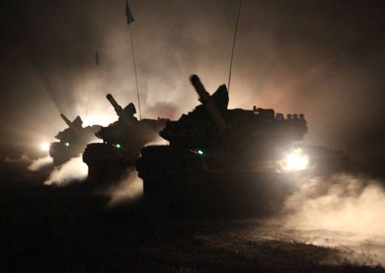 Спикер "АТО": Три эшелона из России перебросили пять танков на Донбасс