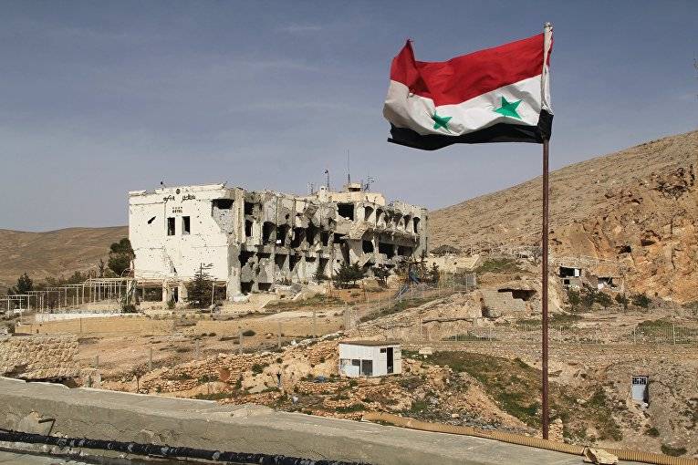Российские военные в Сирии договорились с оппозицией об открытии дороги Хомс-Хама