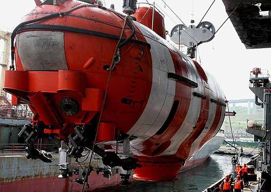Спасательный аппарат АС-34 Северного флота освоил рекордную глубину