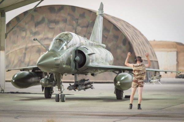 ВВС Франции могут не сохранить в боевом составе истребители Mirage 2000D