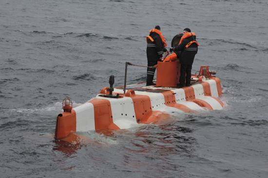 Спасатели СФ отработали новые способы поиска аварийной подлодки