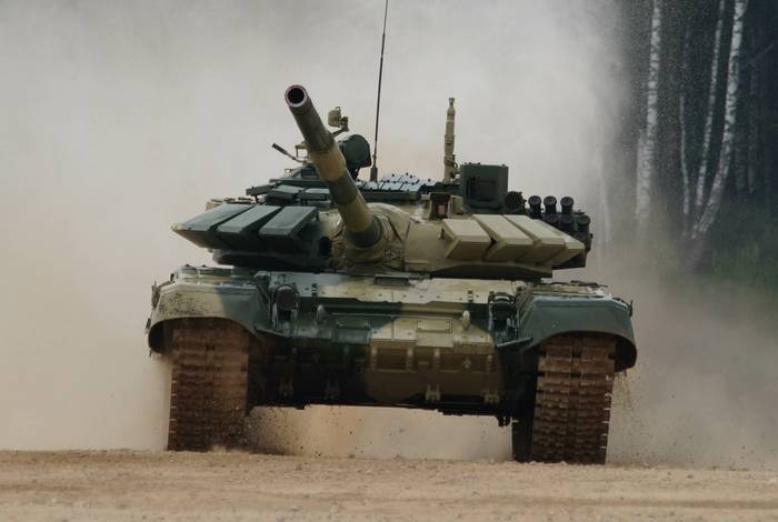 Танкисты ЗВО получили новые Т-72Б3