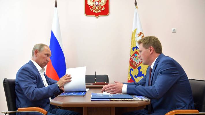 Путин поручил решить вопросы с пенсиями для граждан РФ, служивших в ВСУ