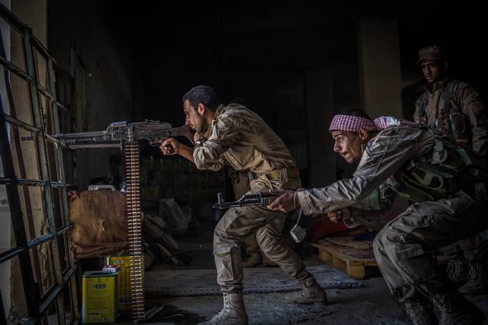 Курды пообещали не атаковать правительственную армию в Дeйр-эз-Зоре