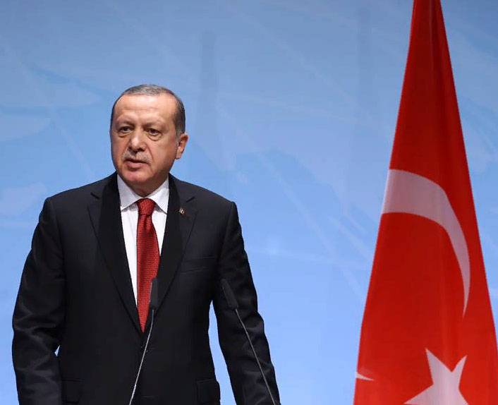Эрдоган готов отдать приказ турецким войскам о переходе границы Сирии?