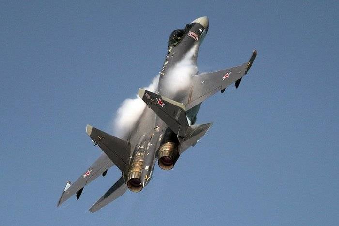 The National Interest сравнил боевые возможности F-16 и "смертоносного" Су-35