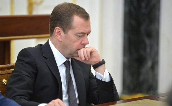 Медведев: Терроризм возникает там, где есть деструктивное внешнее вмешательство