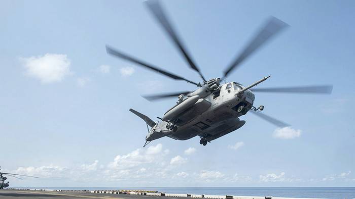 Вертолет США потерпел крушение в районе Окинава Япония