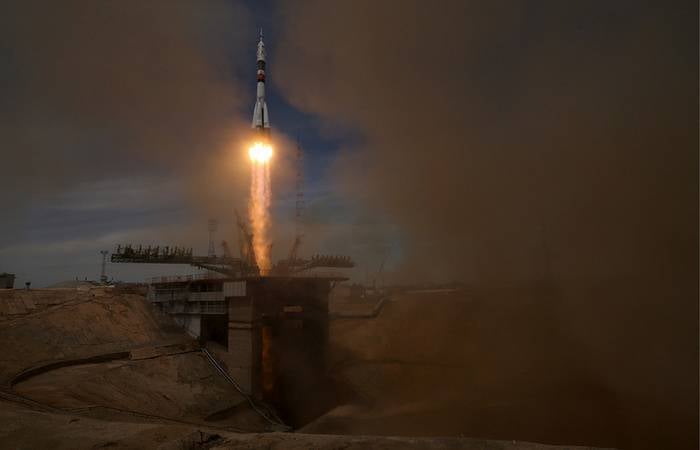 Ракета "Союз-2.1а" с кораблем "Прогресс МС-07" стартовала с Байконура