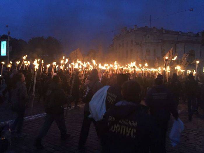 В Киеве проходит марш националистов