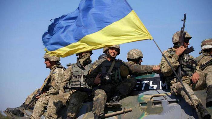 Тымчук назвал три причины, из-за которых Украина не может объявить войну России