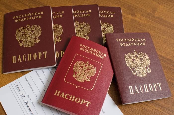 Подписан первый указ о получении гражданства РФ при принесении присяги