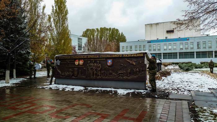 В Самарской области открыли памятник  прославленной бригаде спецназа