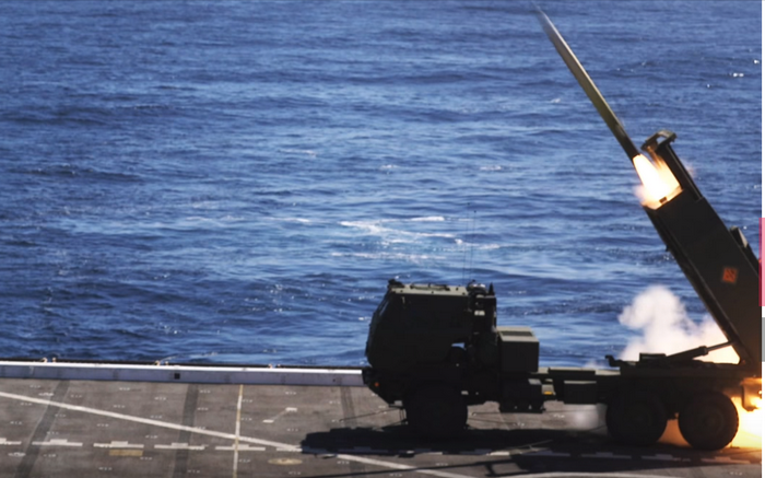 Морпехи США испытали ракетный комплекс HIMARS с борта корабля