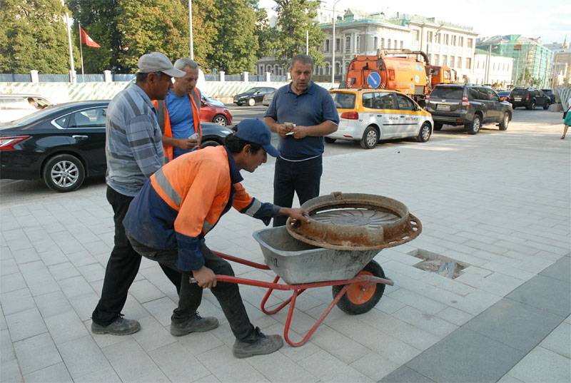 В правительстве предложено сократить квоту на иностранных работников в РФ