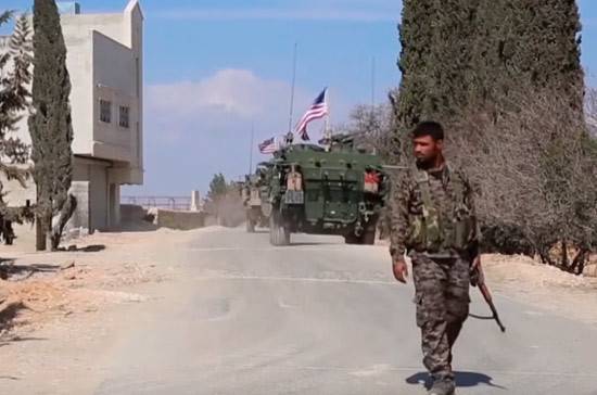 Две группы боевиков вышли с американской базы Эт-Танф в Сирии