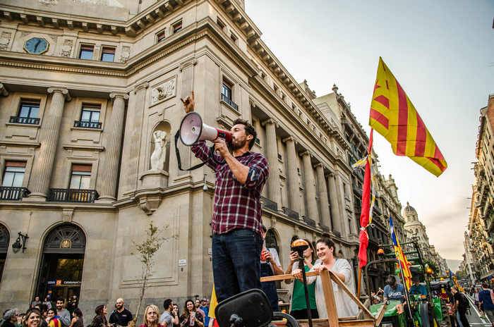 Правительство Каталонии отказалось признавать свое отстранение от власти