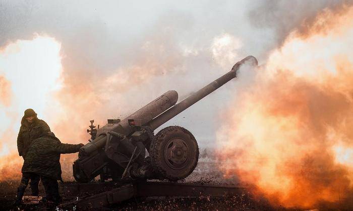 Захарченко заявил об уничтожении двух артиллерийских батарей ВСУ