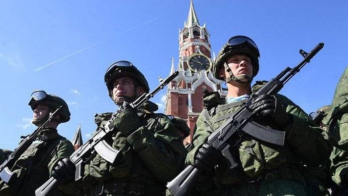 ВЦИОМ: более 90% опрошенных россиян уверены в способности армии защитить страну