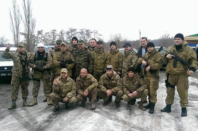 На Украине утверждают, что "айдаровцы" взяли несколько посёлков на светлодарском направлении