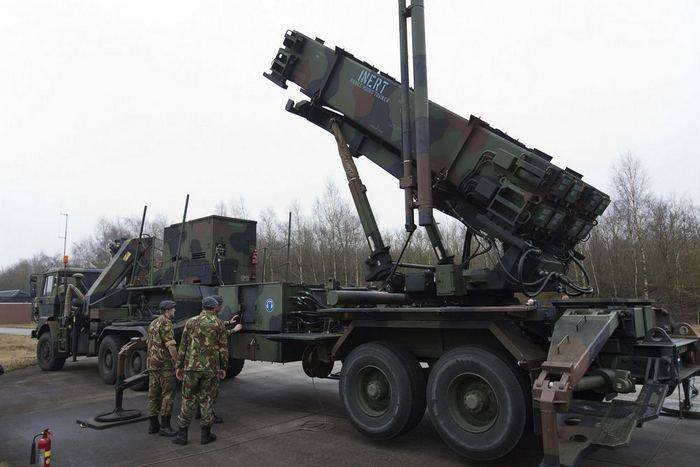 Эксперт прокомментировал поставки американских ракет в Польшу