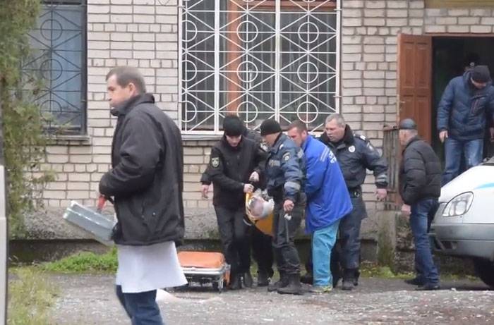 Двойной взрыв в суде Никополя (Украина)