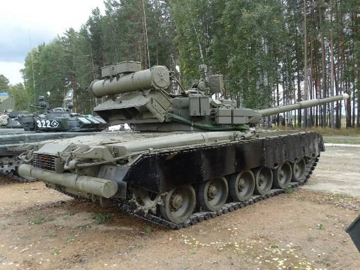 Танки Т-80 вернулись на вооружение морской пехоты