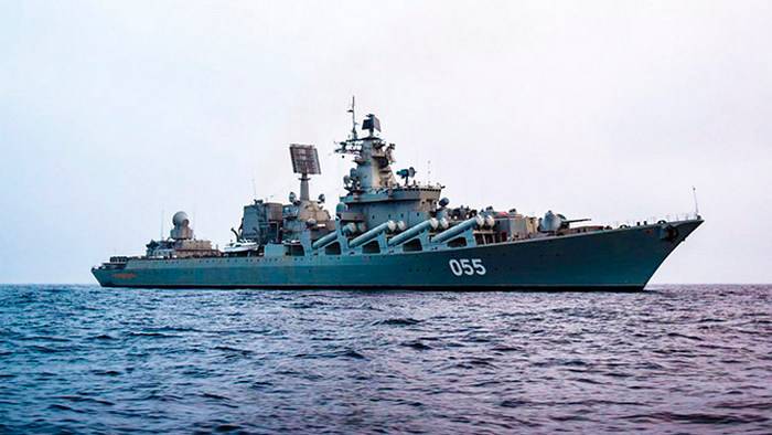 Ракетный крейсер «Маршал Устинов» провел стрельбы в Баренцевом море