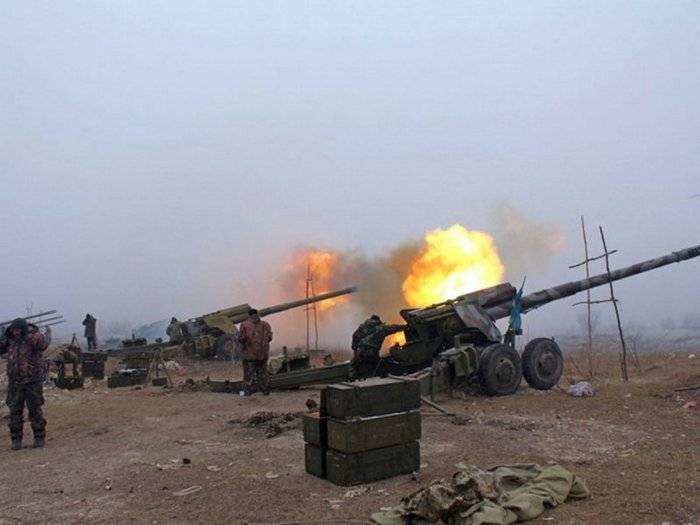 ВСУ применили тяжелую артиллерию на юге ДНР. Под ударами 21 населенный пункт