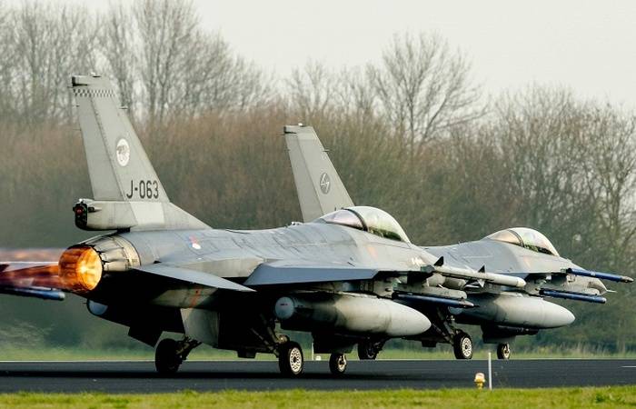 Нидерланды передали ВВС Иордании вторую партию истребителей F-16