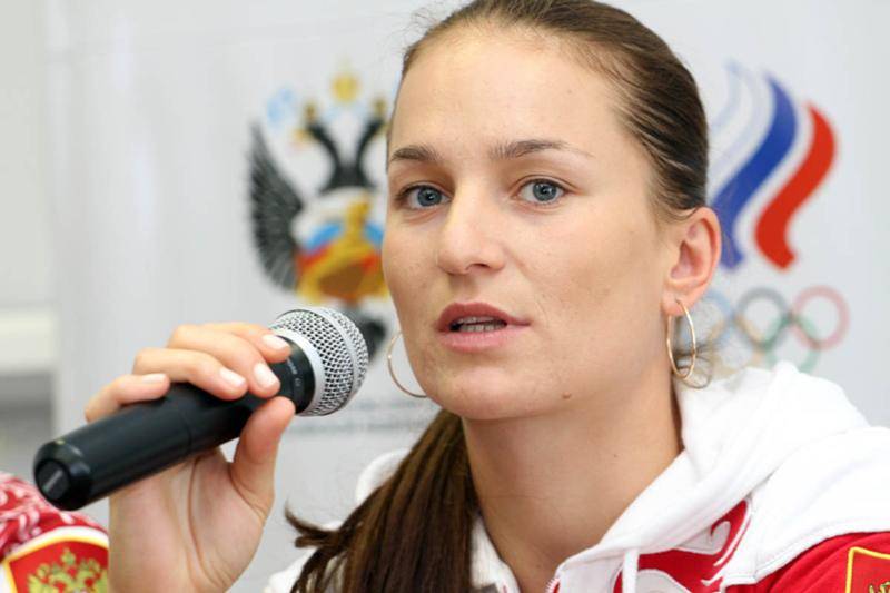 Большинство спортсменов РФ изъявили желание участвовать в Олимпиаде под "белым флагом"