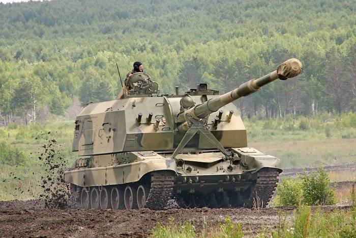 Артиллеристы ЗВО получили новейшие гаубицы "Мста-СМ2"