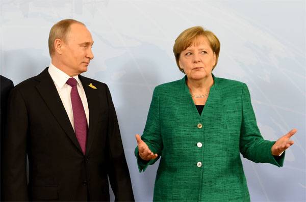 Путин объяснил Меркель, почему выведены российские офицеры СЦКК