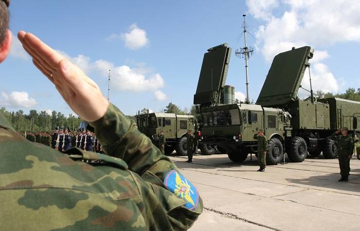 Два дивизиона С-400 заступят на боевое дежурство в Крыму в первые дни 2018 года 