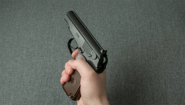 Госдума: Купил пистолет - надень спецжилет