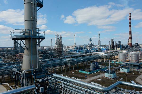Беларусь подняла транзитную пошлину для российской нефти