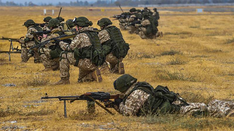 Военнослужащие России и Таджикистана провели учения у афганской границы
