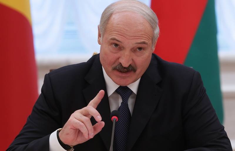 Лукашенко обвинил Россию в "недобросовестной конкуренции"