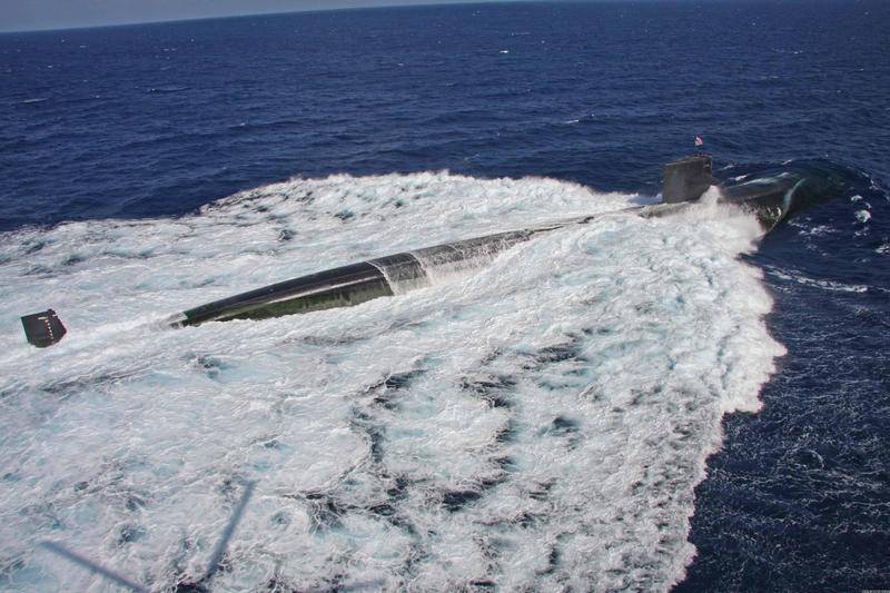 Технический визит? Субмарина USS Newport News пошла в сторону Сирии