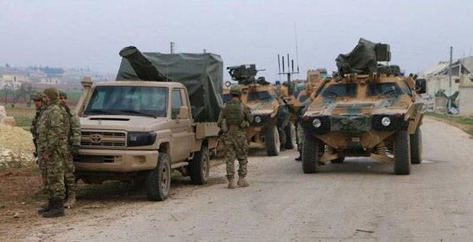 СМИ: Турецкие танки, БМП и РСЗО пересекли границу Сирии