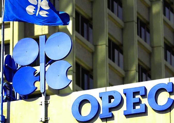 Нефть по 100 долларов, а бензин по 100 рублей: новая реальность у дверей?