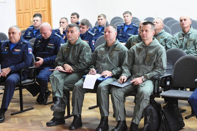 В Сербии начались совместные с Россией учения авиации "Барс-2018"